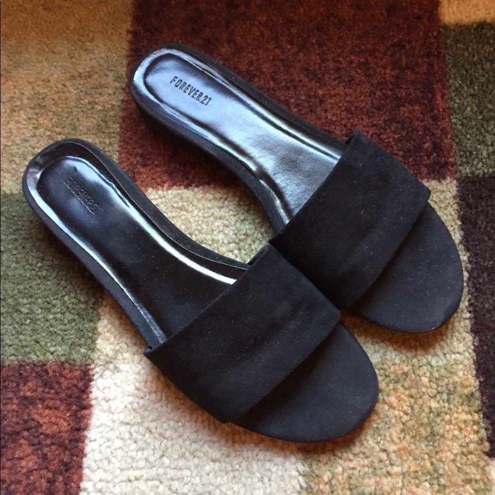 Forever 21 slides